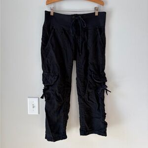 XCVI Black Cargo Capris